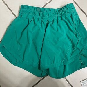 Lululemon Track That Mid-Rise Lined Short 5"